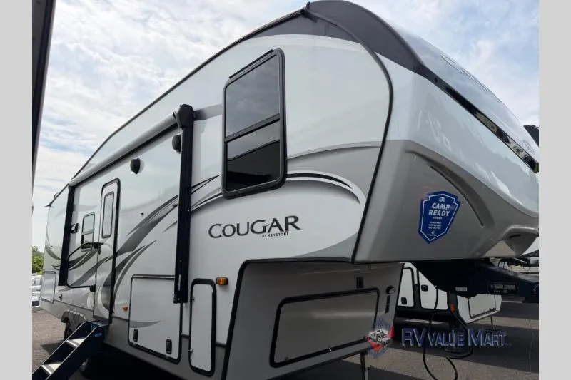 2021 Keystone RV Cougar Half-Ton 25RES - Photo 2