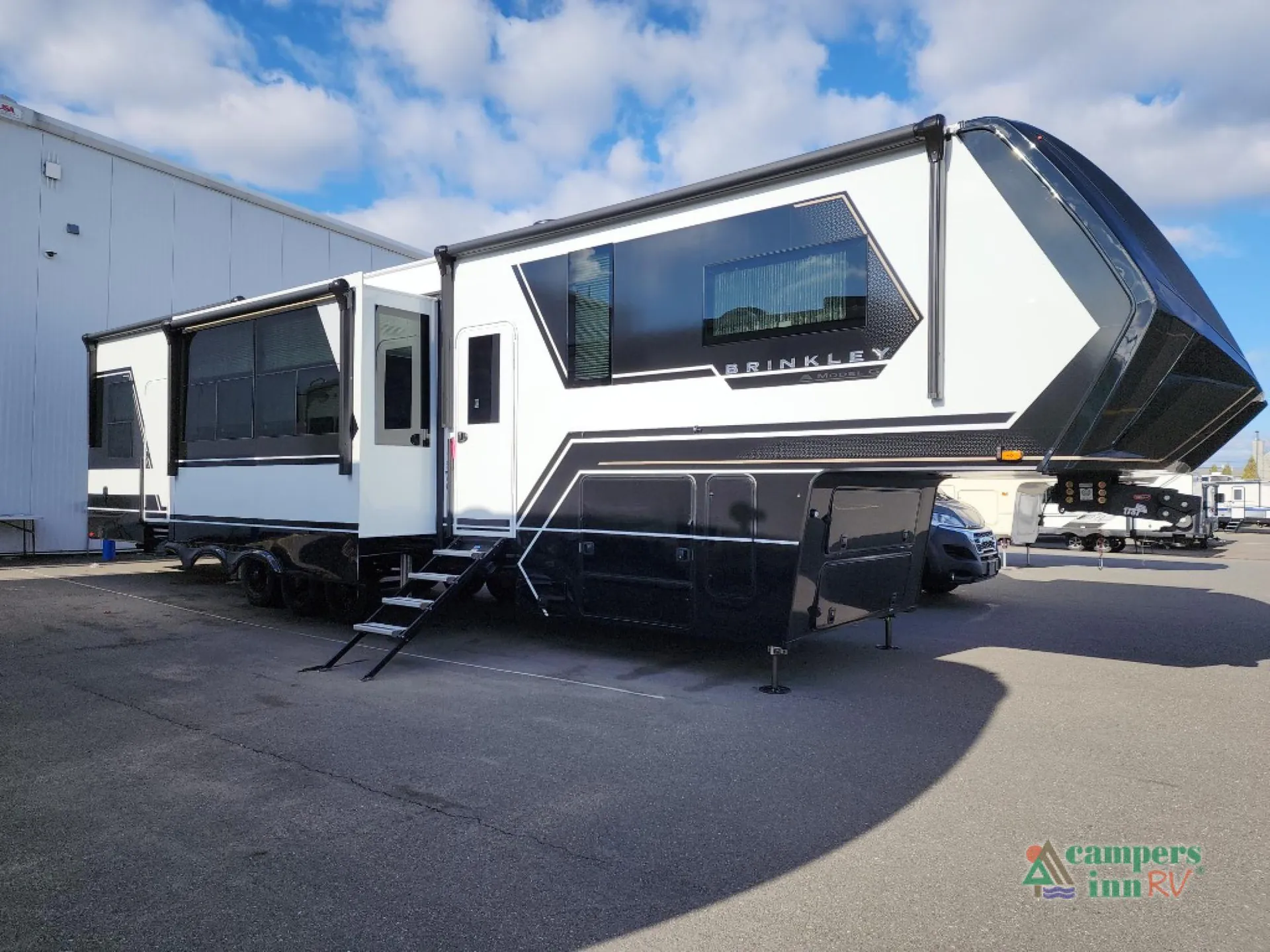 2025 Brinkley Model G 4100 - Photo 2