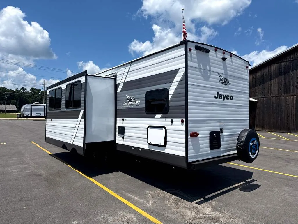 2027 Jayco Jay Flight 280BHS - Photo 3