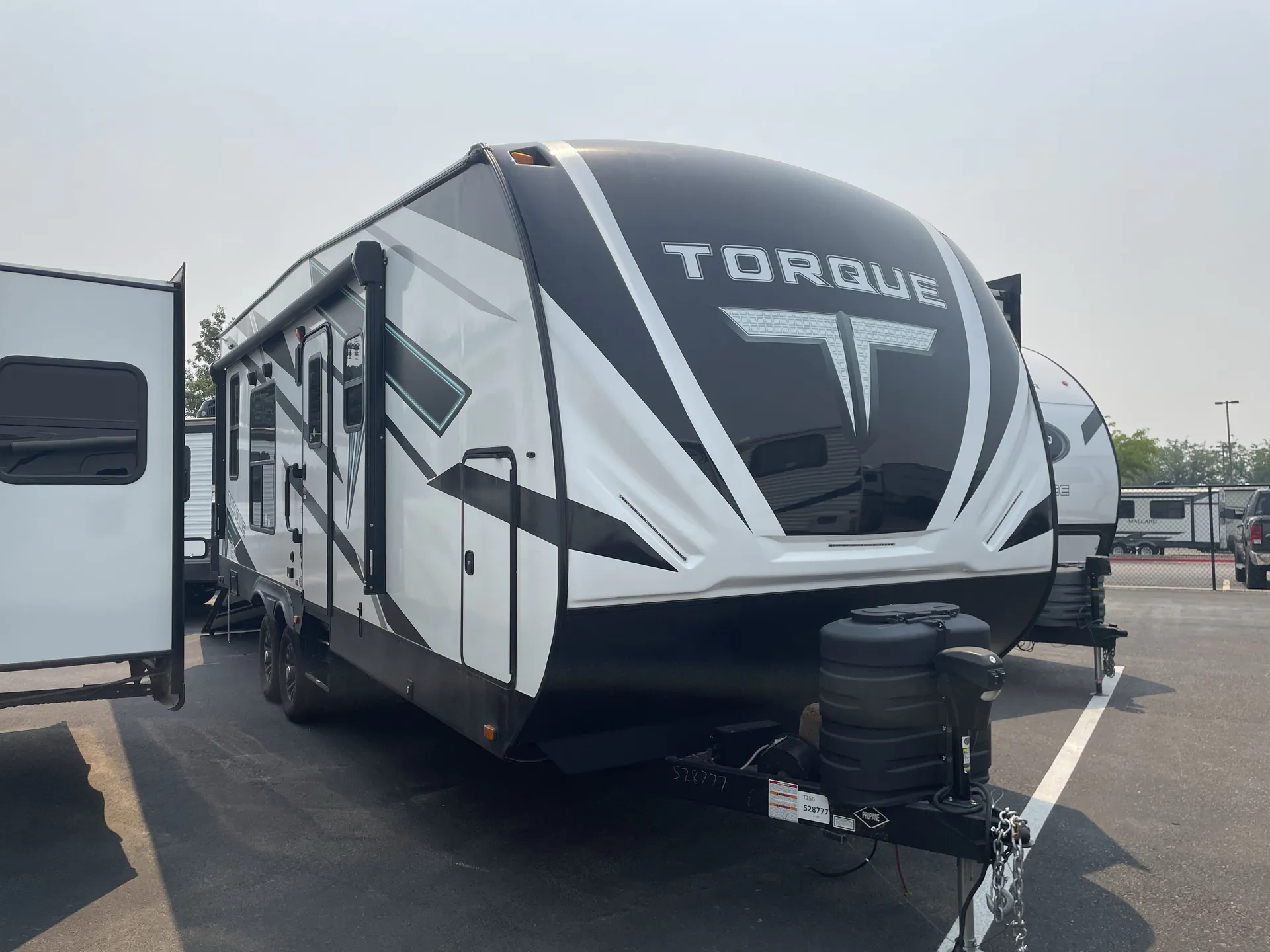 2024 Heartland Torque Travel Trailer T256 - Photo 2