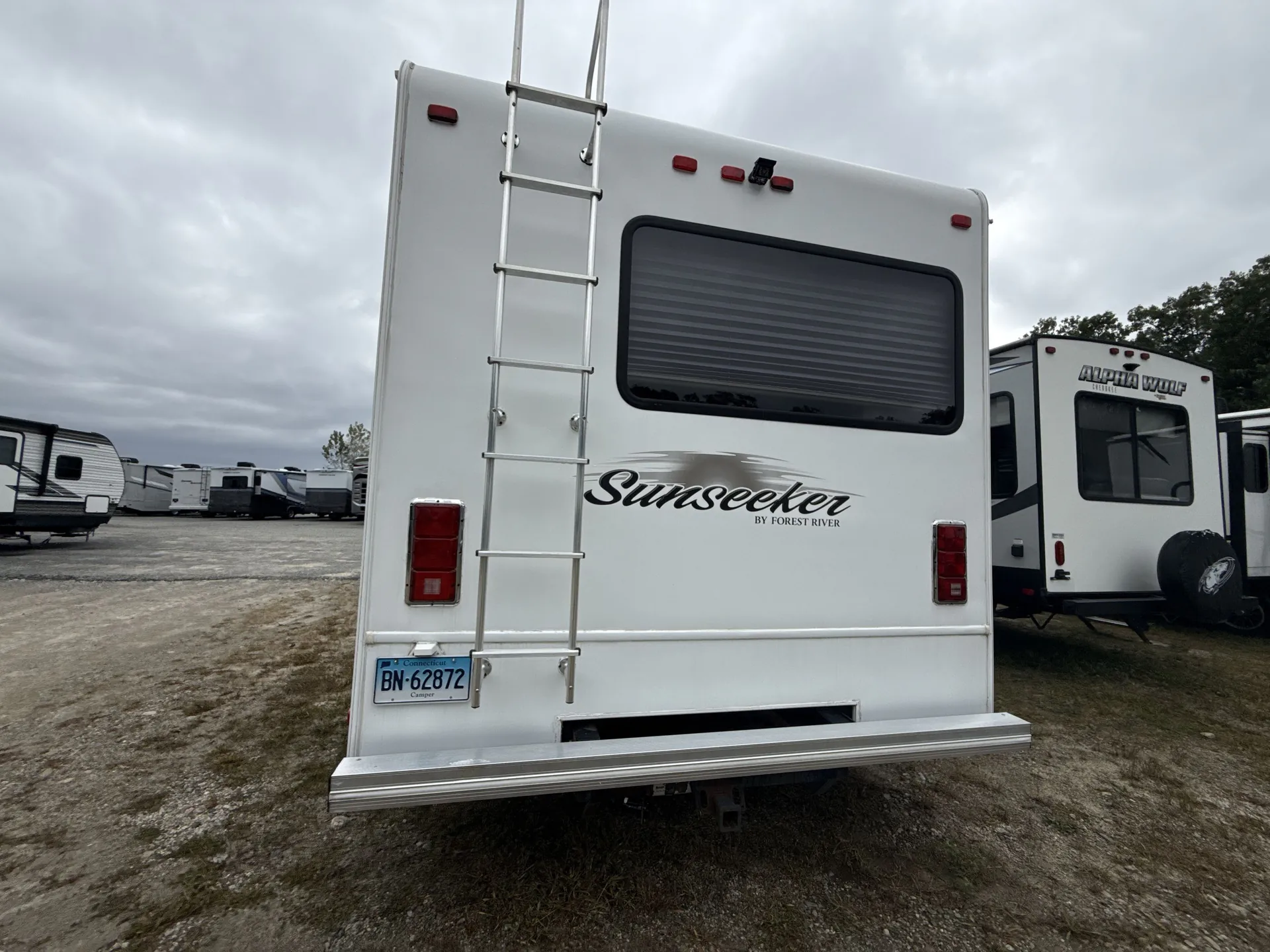 2014 Forest River Sunseeker 3170DS — backside