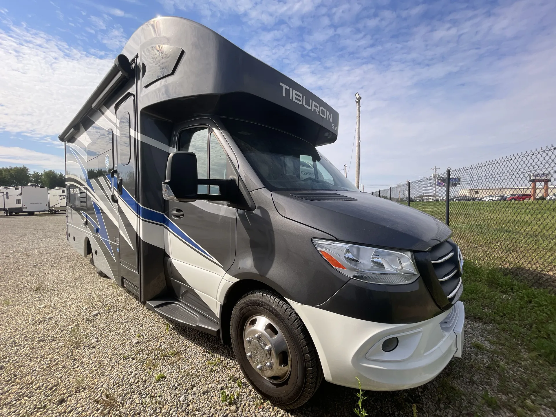 2023 Thor Motor Coach Tiburon 24FB