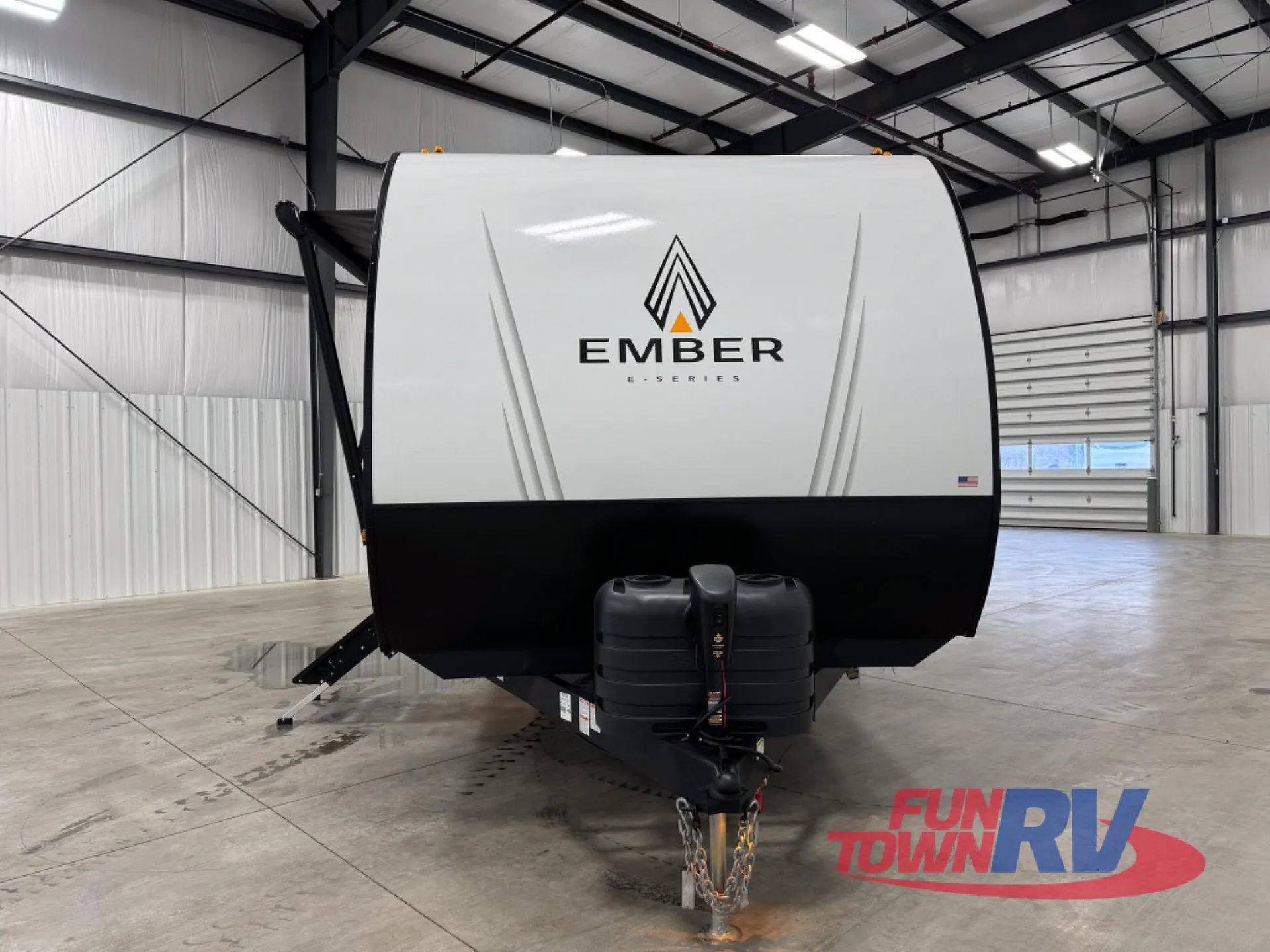 2025 Ember RV E-Series 24RLD - Photo 3