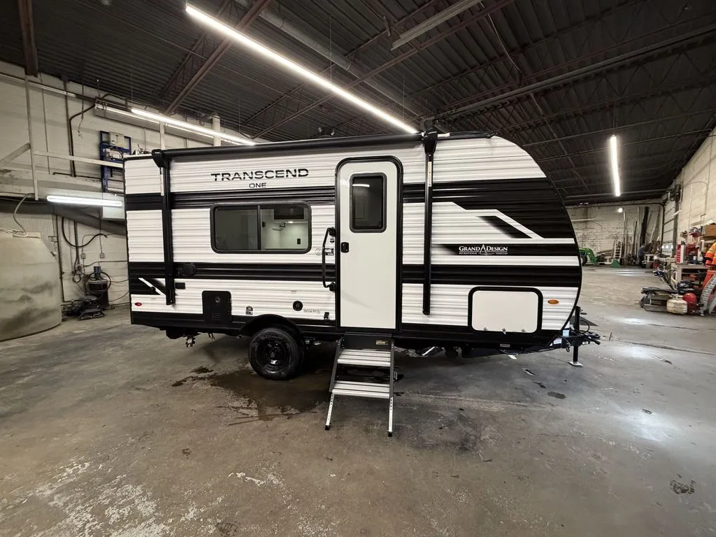 2026 Grand Design Transcend One 151RB - Photo 3