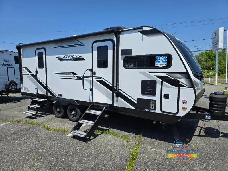 2026 Jayco Jay Feather 24FK - Photo 3
