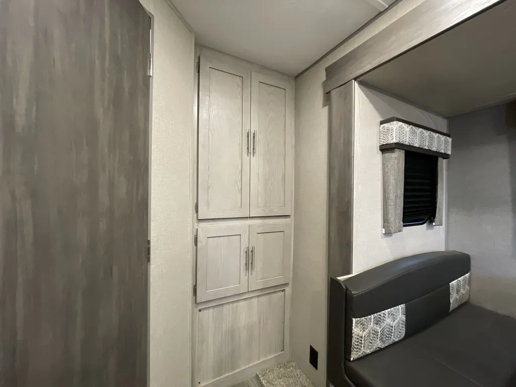 2022 Coachmen Catalina Legacy Edition 243RBS, Photos photo 17