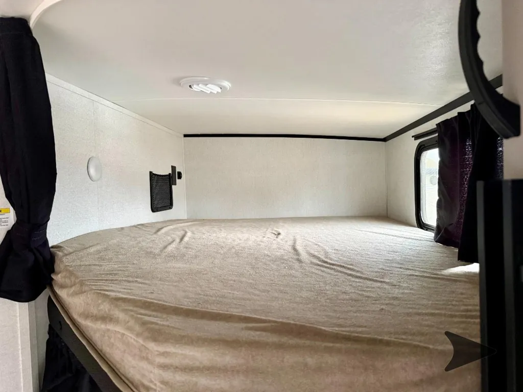 2027 Jayco Jay Feather 29BHB, Photos photo 25