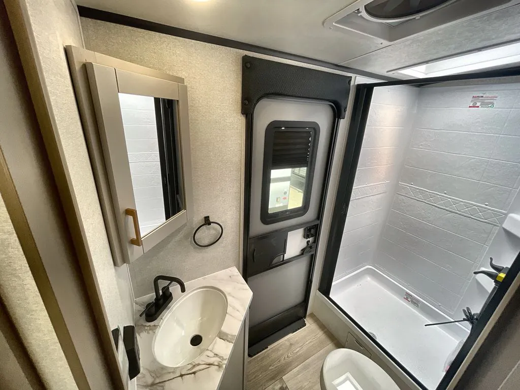 2027 Jayco Jay Feather 29BHB, Photos photo 16