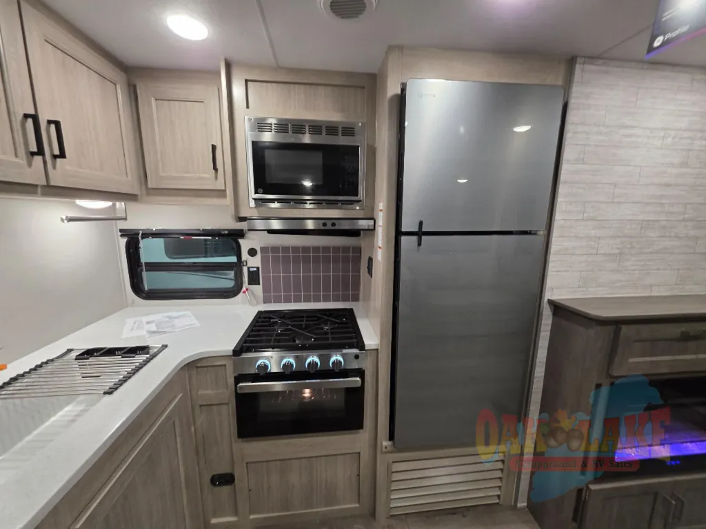 2026 Coachmen Catalina Legacy Edition 333DORM, Photos photo 10