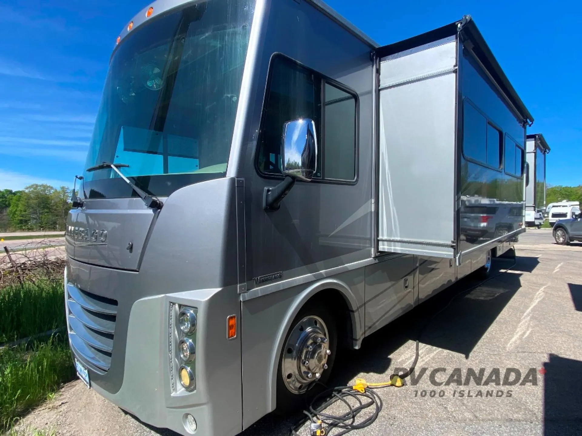 2016 Winnebago Sightseer 36Z - Photo 3