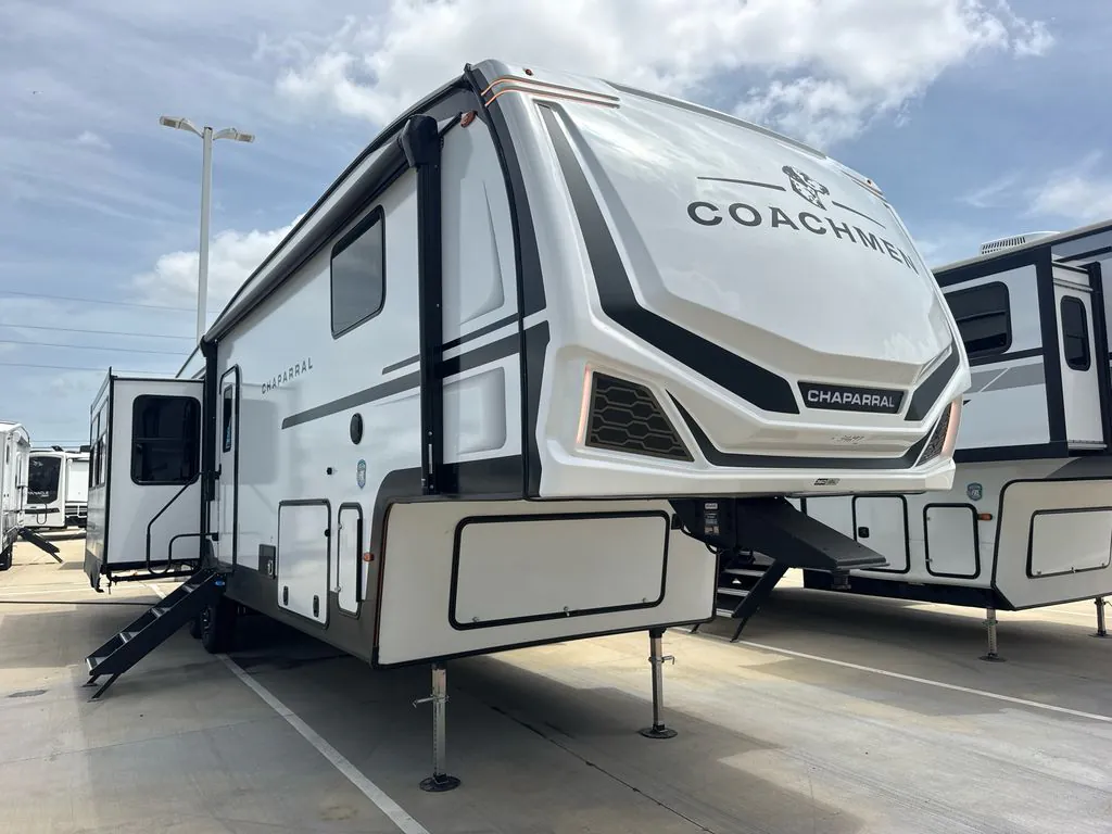 2027 Coachmen Chaparral 360IBL dealer photo 1 from Blue Compass RV