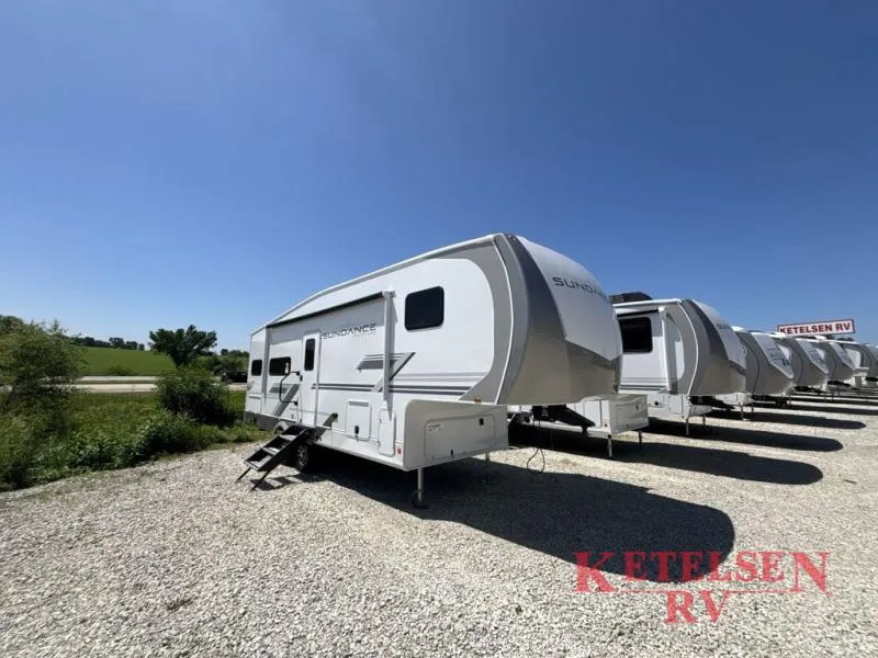 2027 Heartland Sundance XLT 24ML - Photo 3