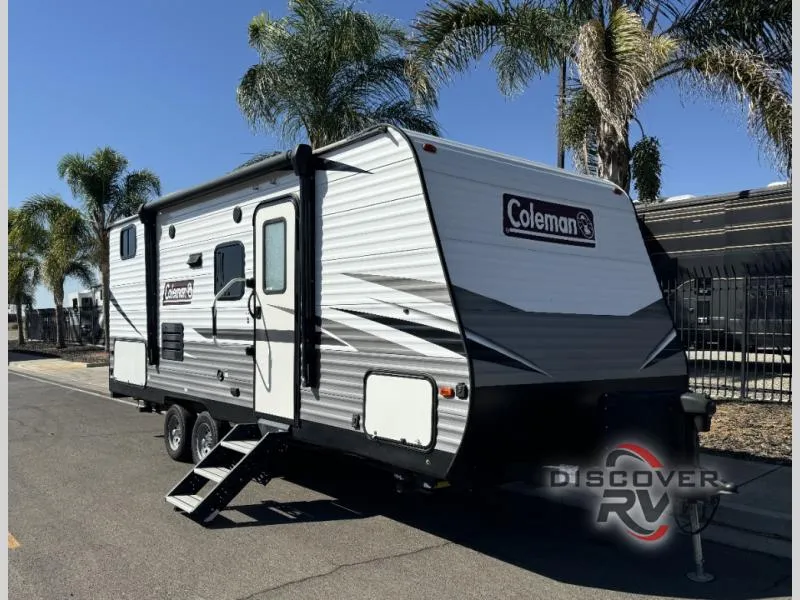 2020 Dutchmen Coleman Lantern LT Series 215BHWE - Photo 2