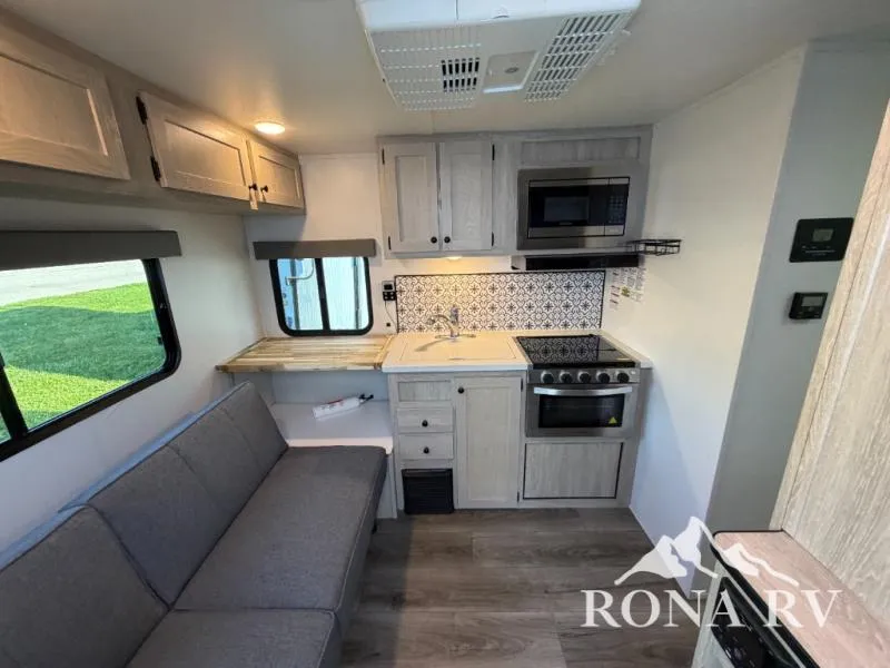 2023 Riverside RV Intrepid 171RDi - Photo 2
