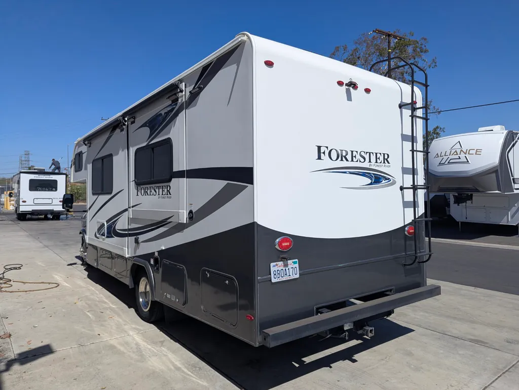 2018 Forest River Forester 2421MS, Photos photo 4