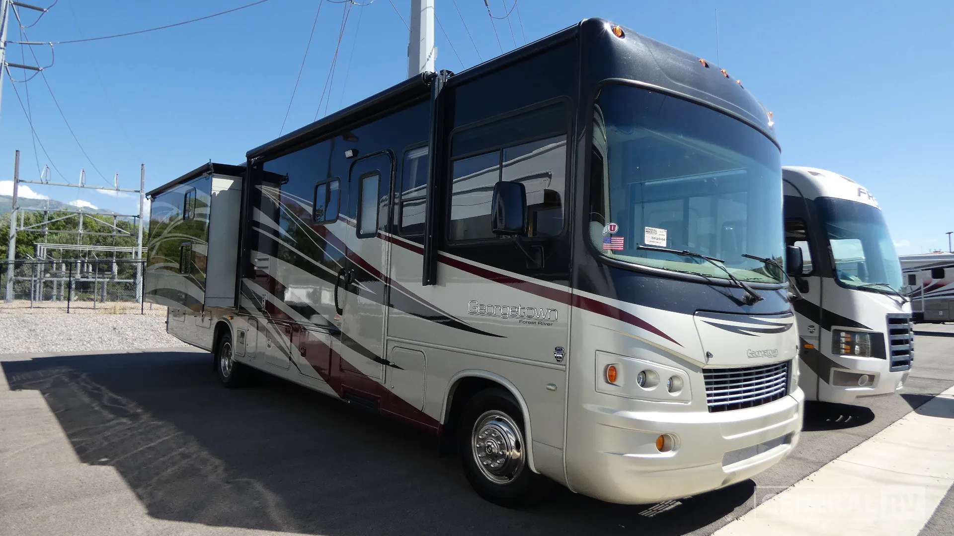 2012 Forest River Georgetown 351DS - Photo 2