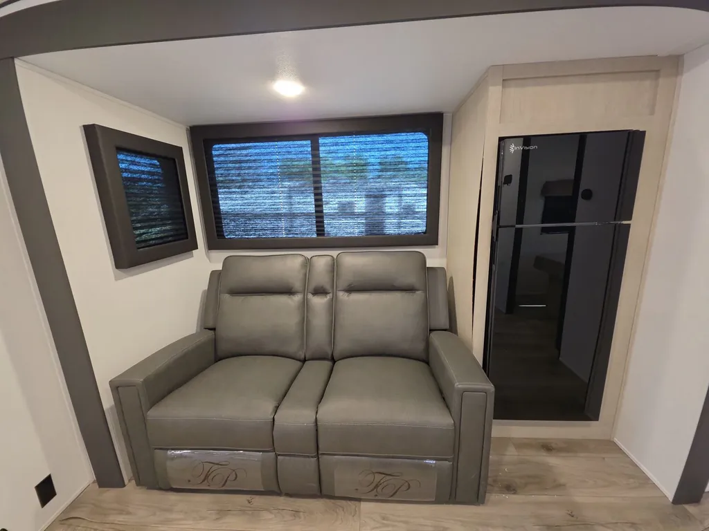 2026 Shasta RVs i-5 Edition 526RBS, Photos photo 15