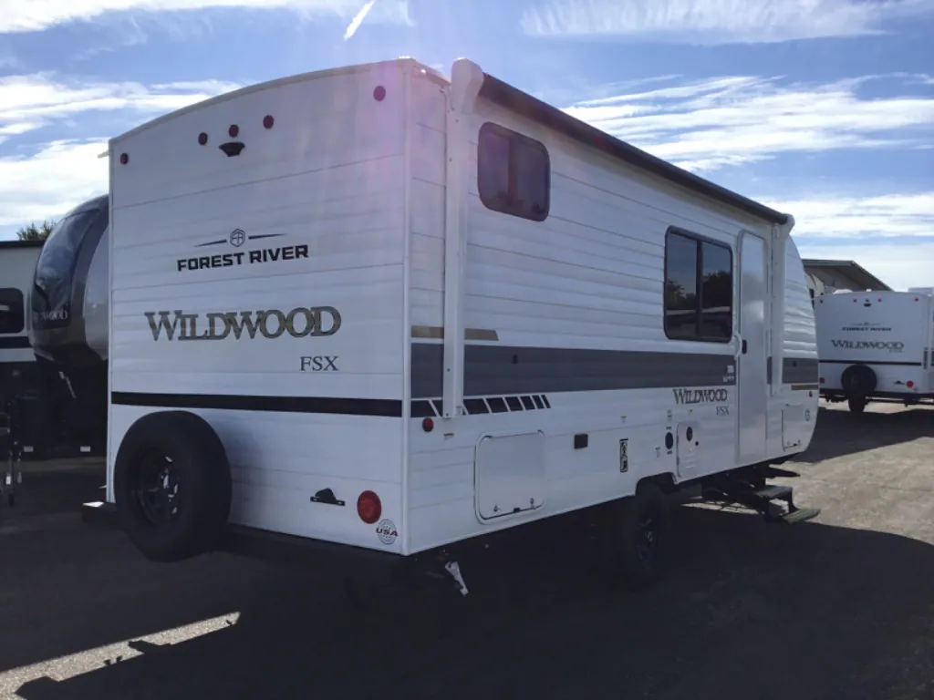 2027 Forest River Wildwood FSX 178BH, Photos photo 4