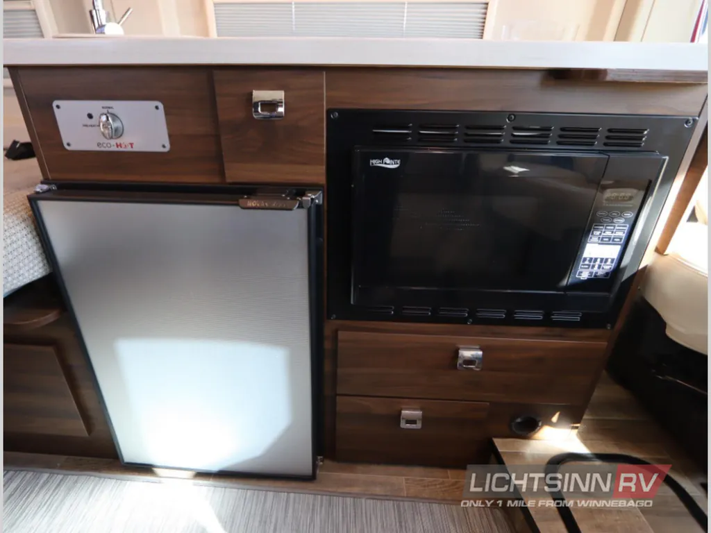2022 Winnebago Travato 59KL, Photos photo 27