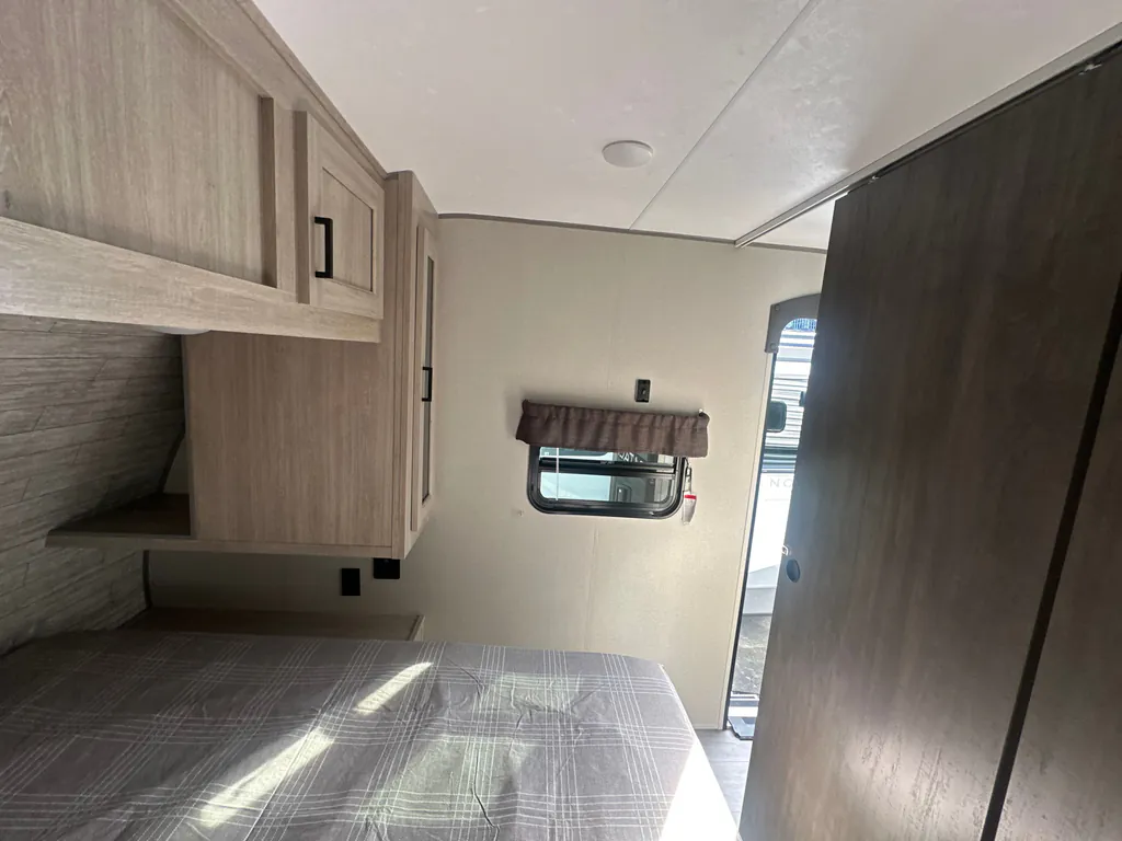 2026 Coachmen Catalina Legacy Edition 243RBS, Photos photo 41