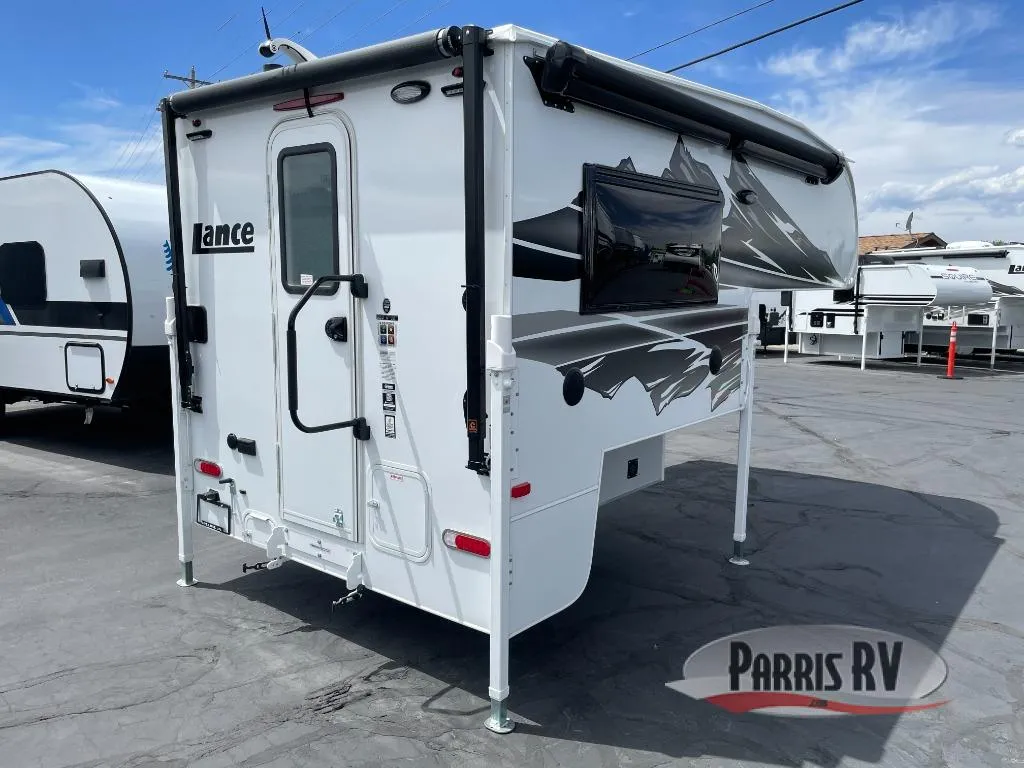 2026 Lance Lance Truck Campers New    650 - Photo 3