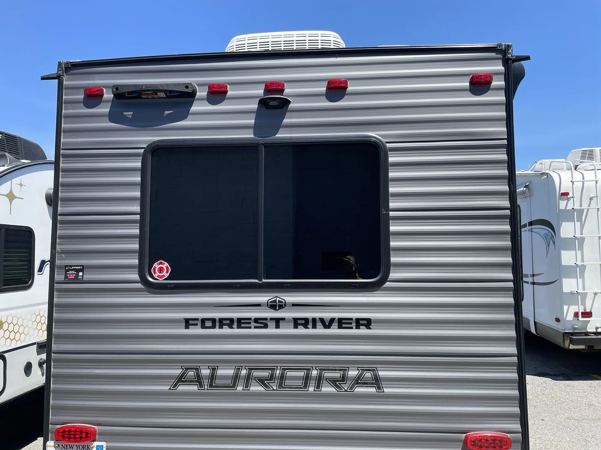 2025 Forest River Aurora Light 15RDX — backside