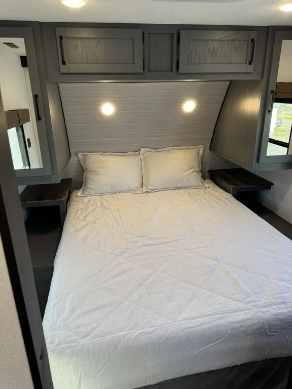 2027 Palomino Puma 337BH, Photos photo 44