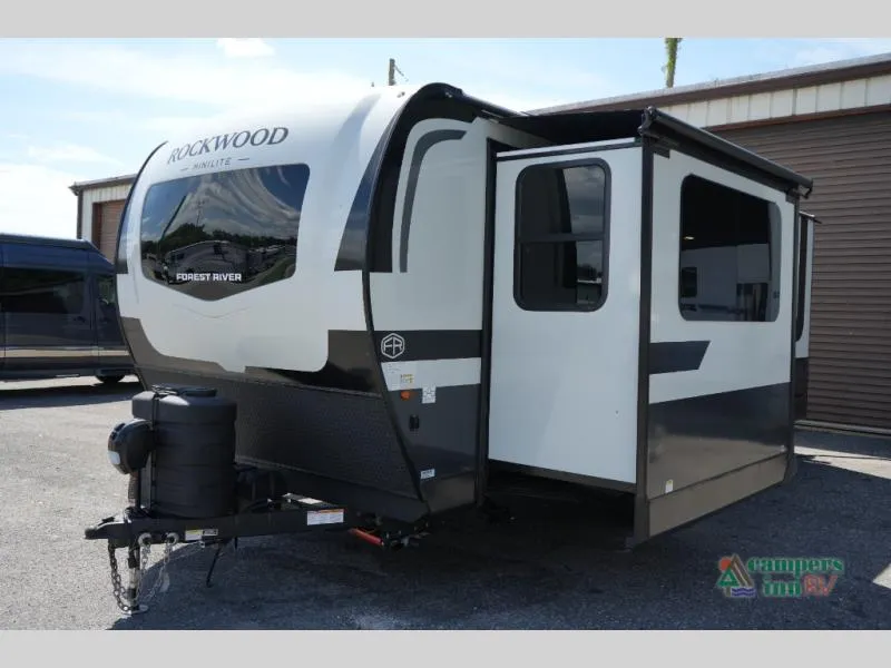 2026 Forest River Rockwood Mini Lite 2506FK - Photo 4
