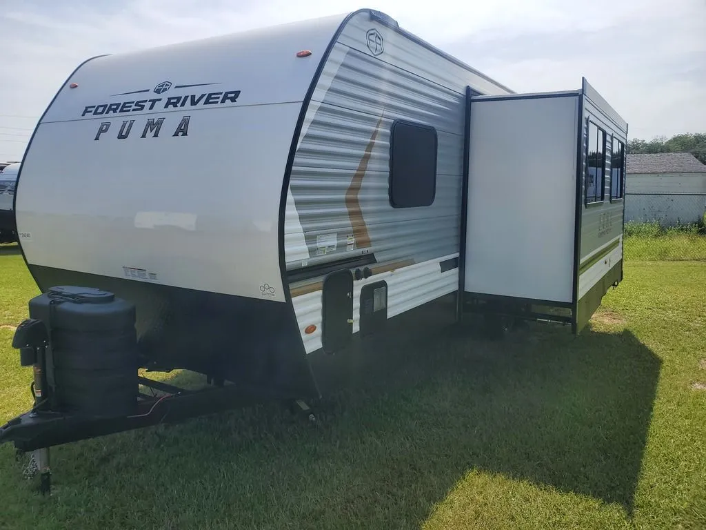 2025 Palomino Puma Camping Edition 122BHCE - Photo 3