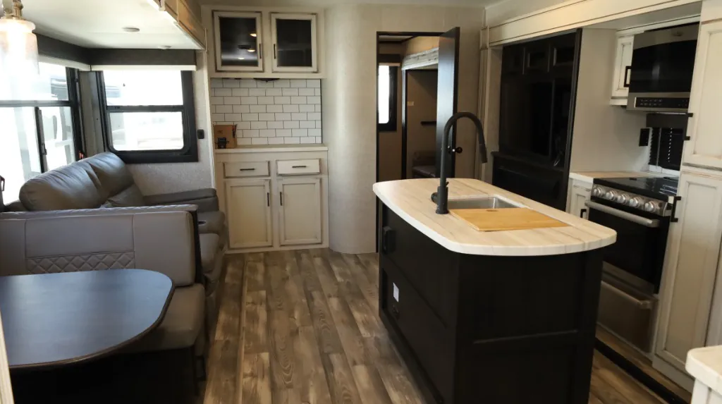 2022 Jayco Eagle HT 312BHOK - Photo 3