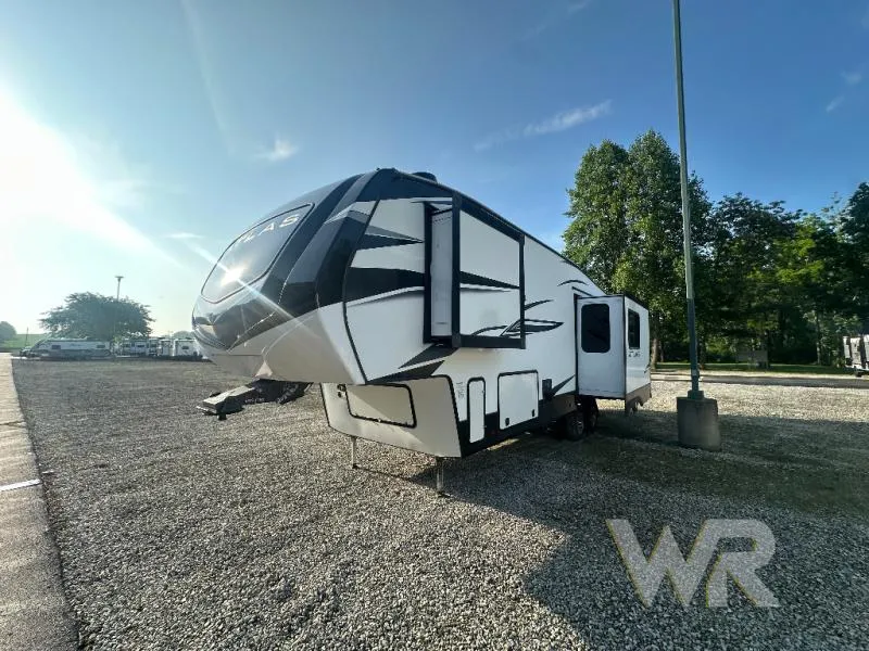 2022 Dutchmen Atlas 2942BHF - Photo 4