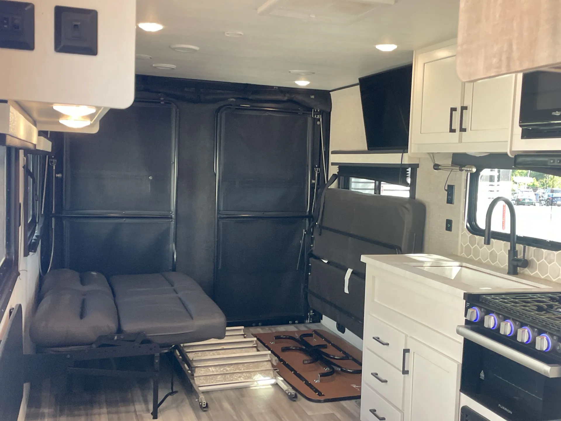 2024 Jayco Jay Flight 265THW — living area main