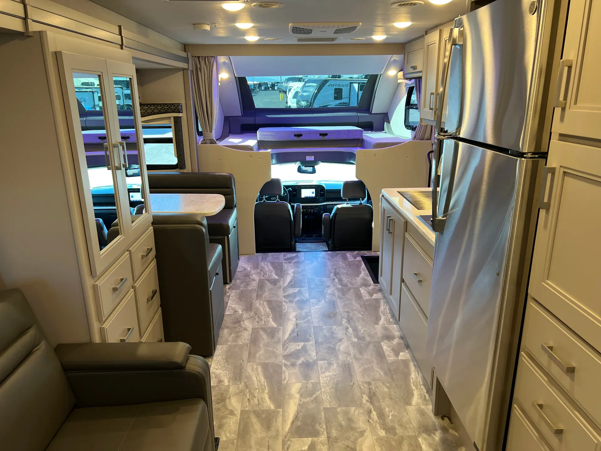 2024 Thor Motor Coach Omni AX29 - Photo 4