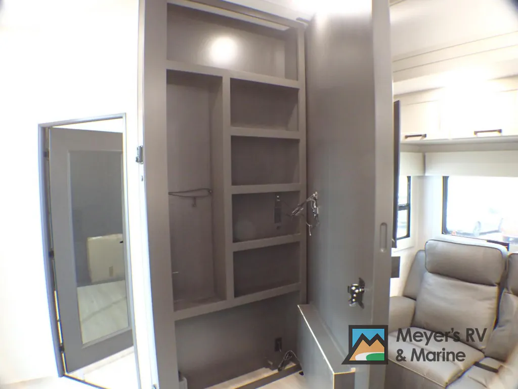 2026 Grand Design Momentum 399M, Photos photo 31