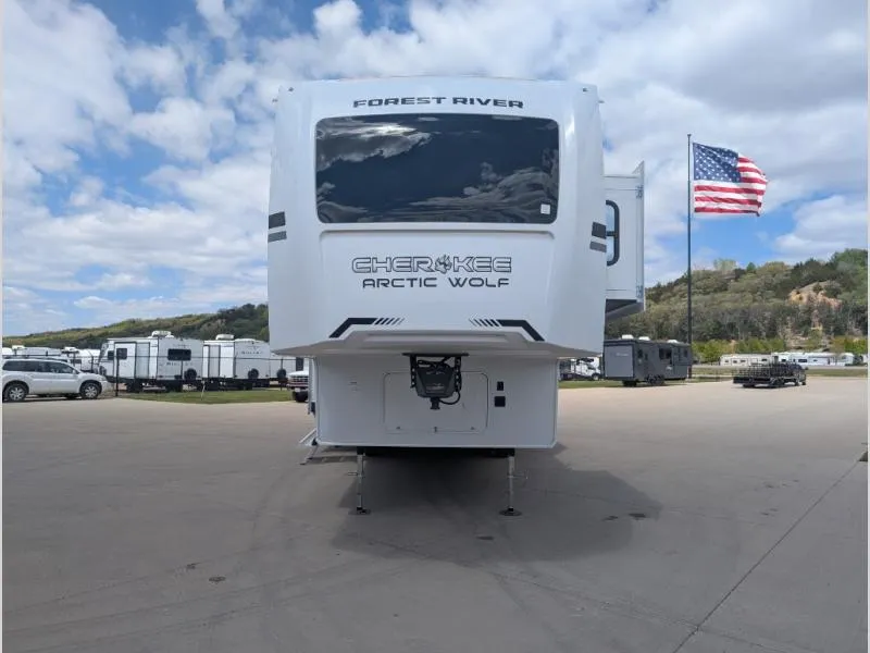 2026 Forest River Cherokee Arctic Wolf 3250SUITE - Photo 4