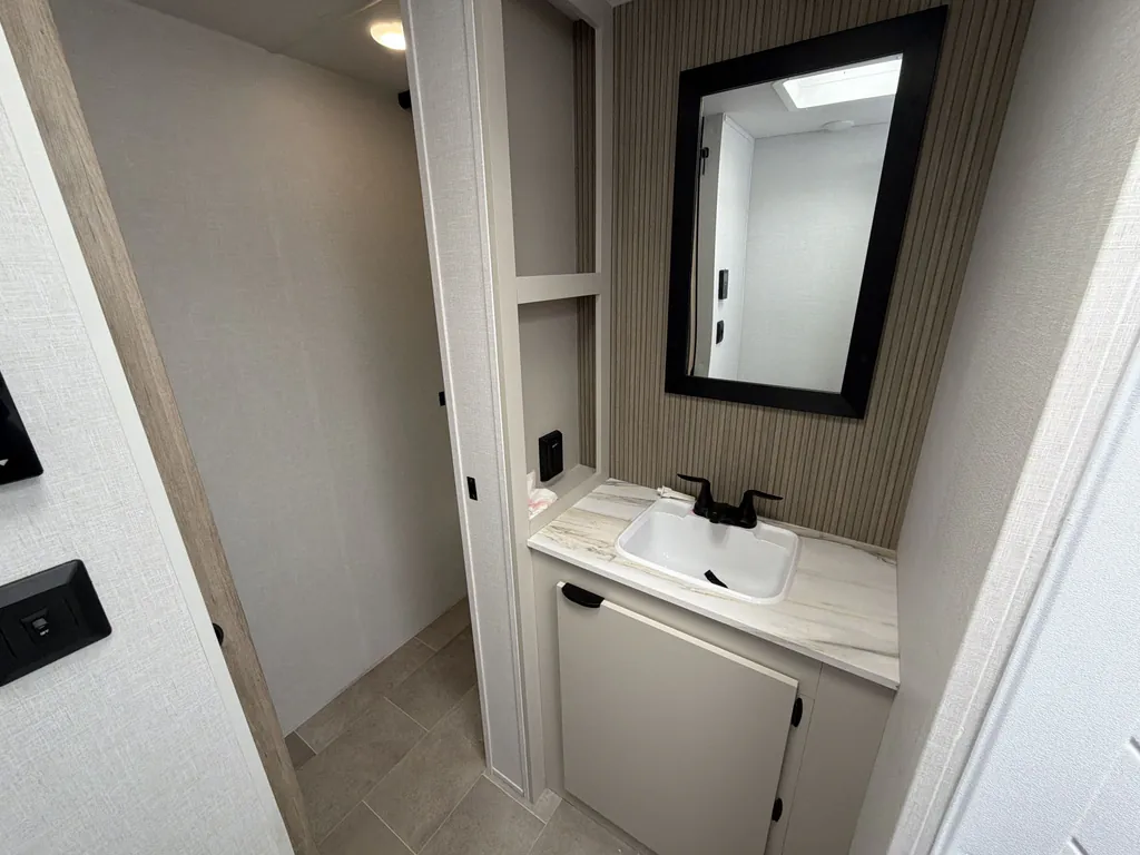 2026 Forest River Airelume 285, Photos photo 18