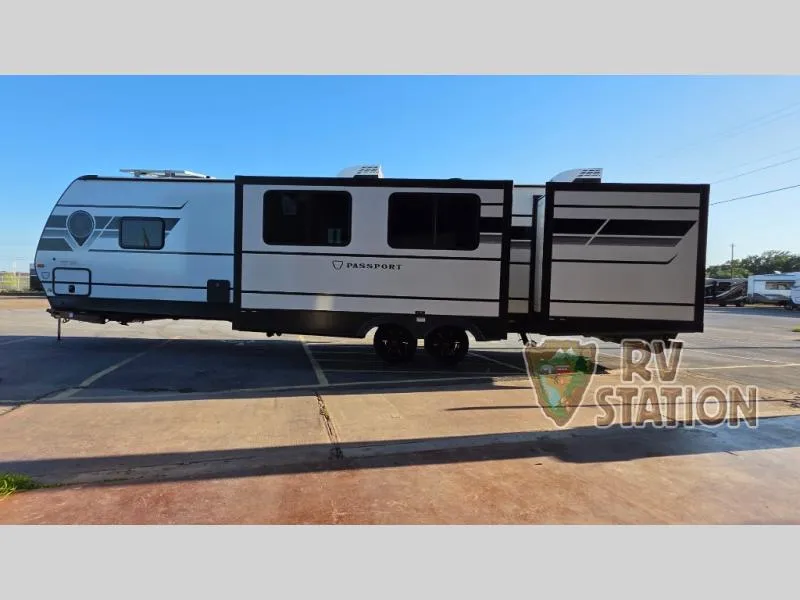 2026 Keystone Passport 3300BK - Photo 3
