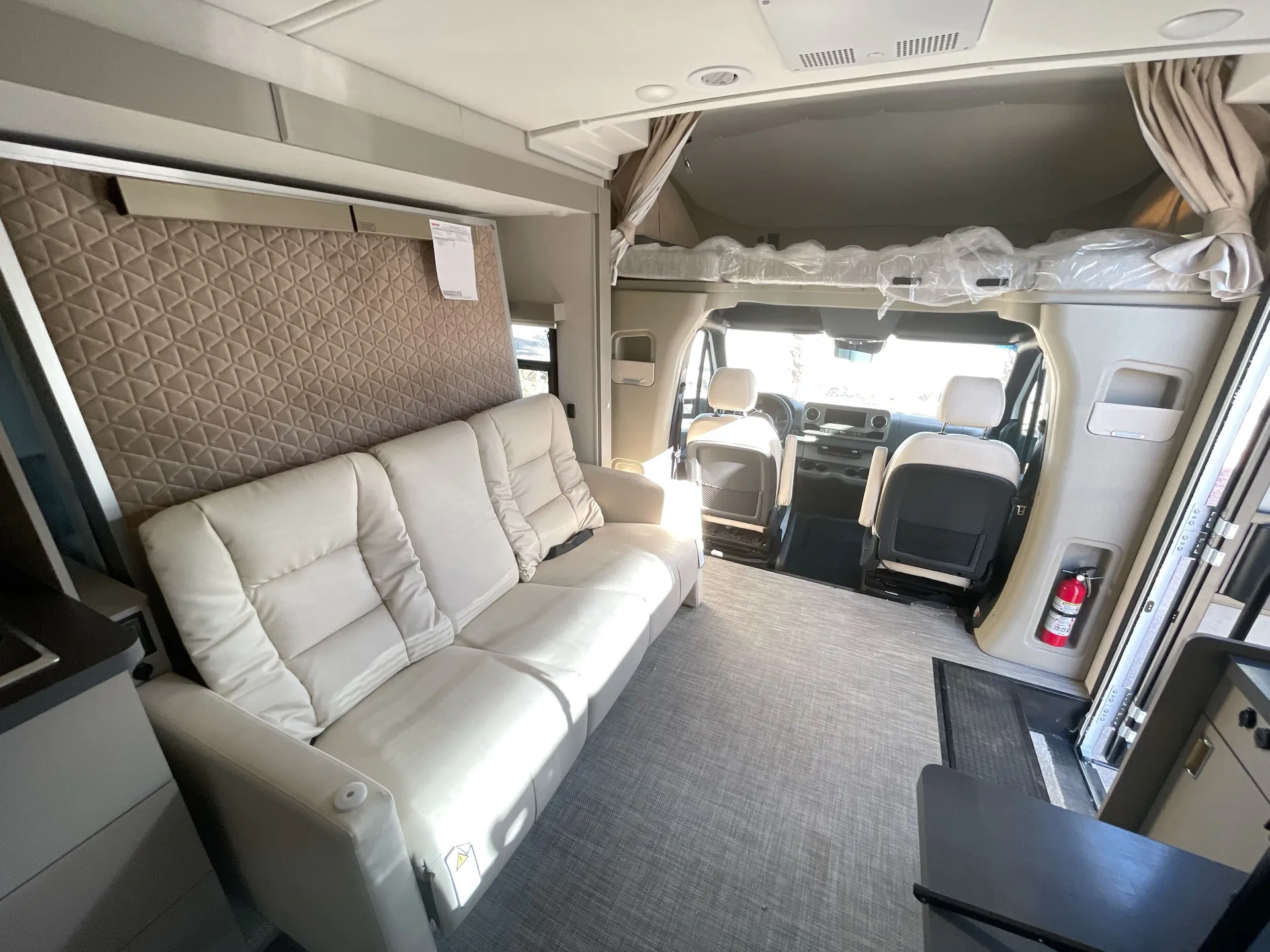 2025 Winnebago Navion 24T - Photo 3