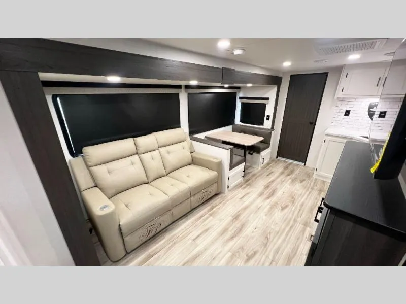 2026 Venture RV Stratus 261VRB - Photo 3