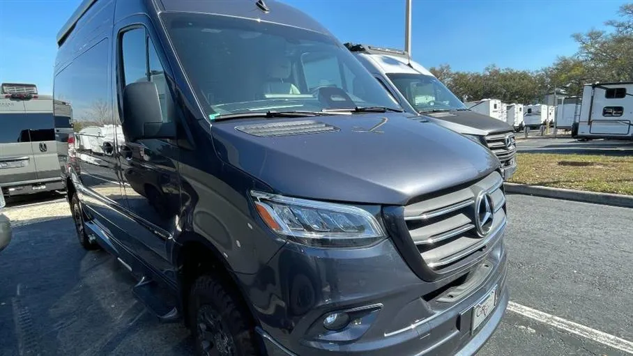 2027 Grech RV Vacanza-ion 19 AWD 19 - Main photo