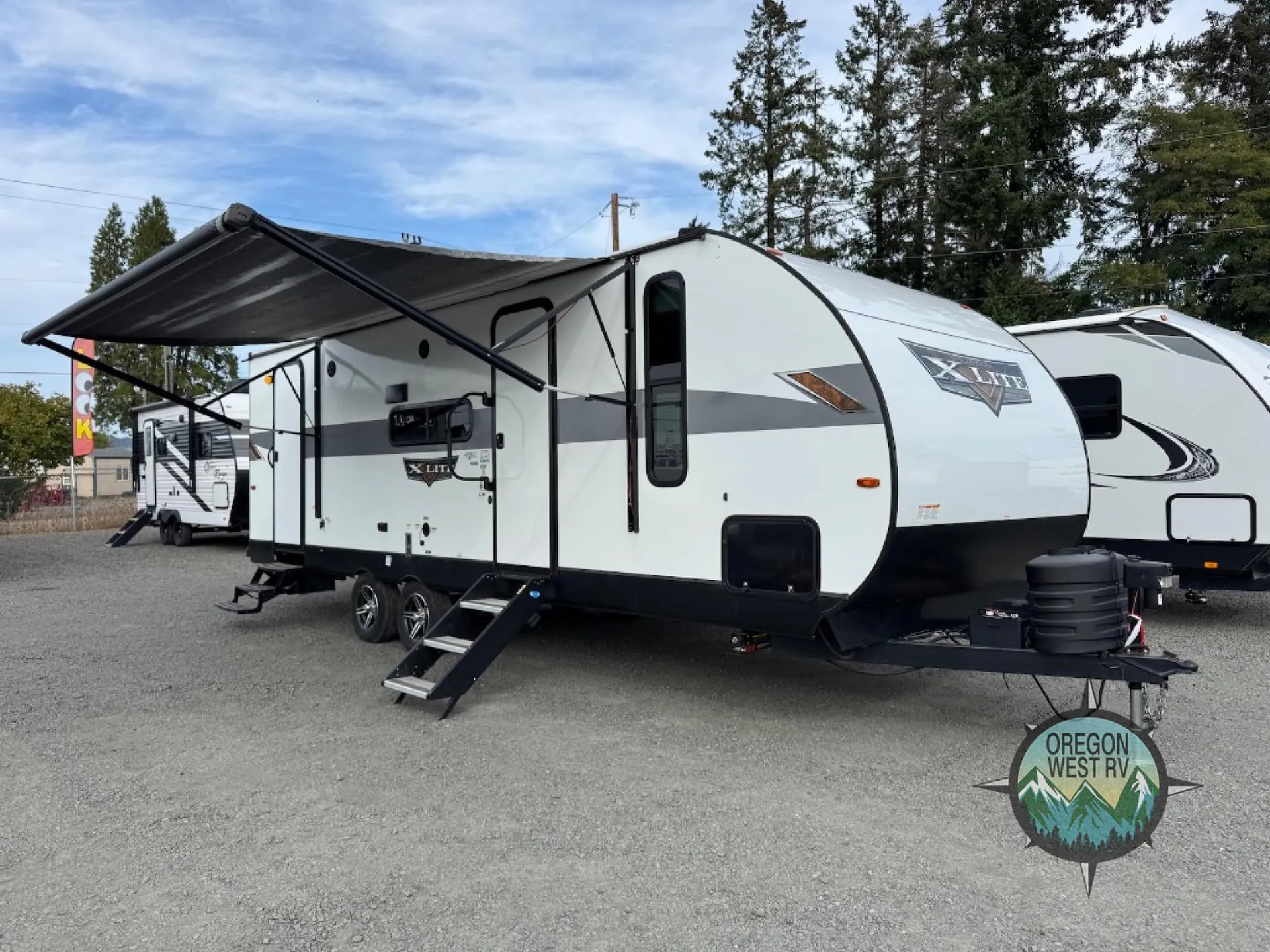 2024 Forest River RV Wildwood X-Lite 241BHXL - Photo 2