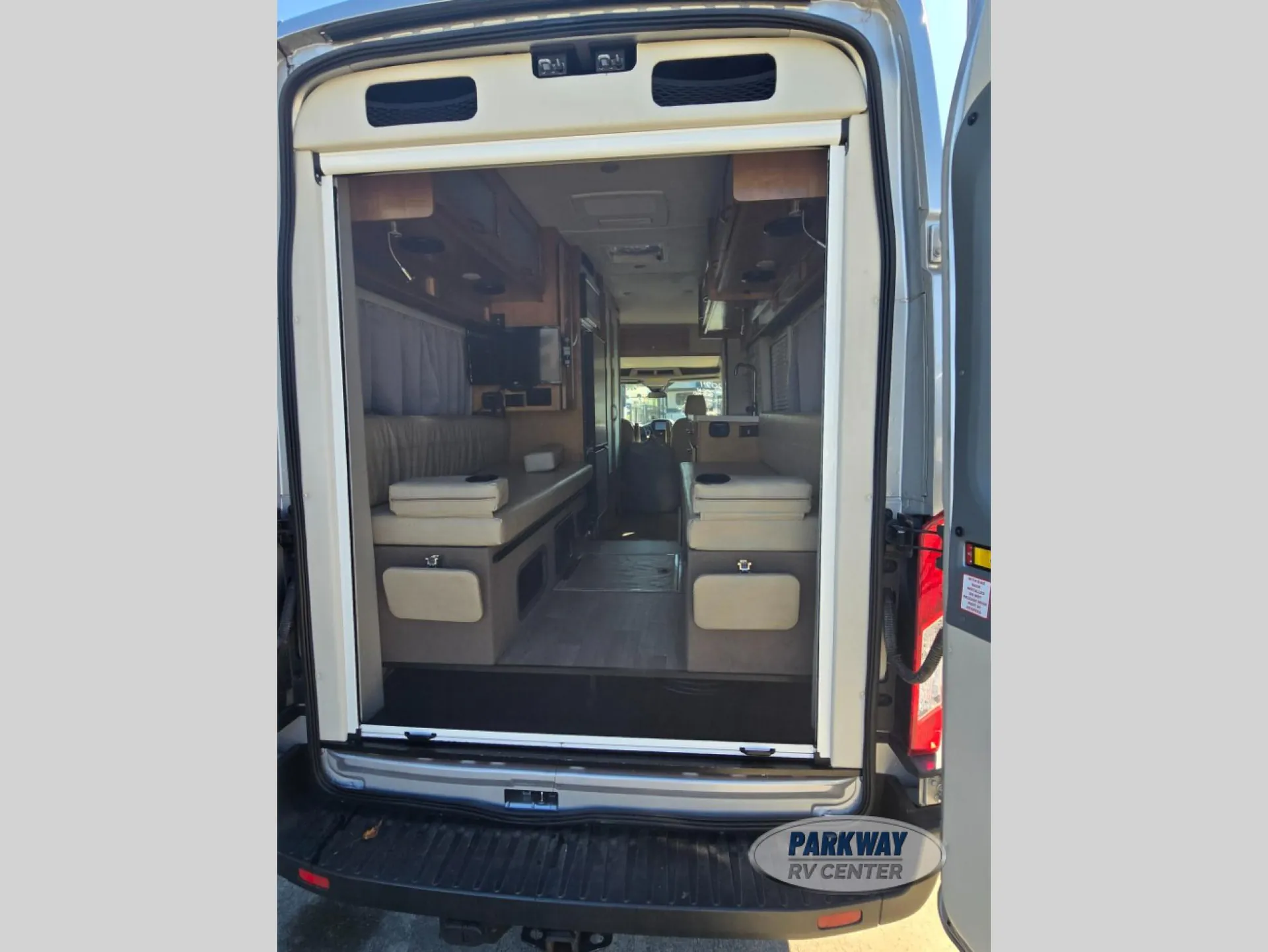 2021 Coachmen Beyond 22D RWD - Photo 3