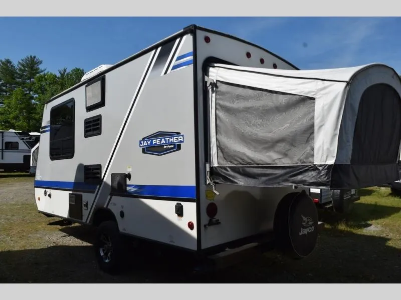 2018 Jayco Jay Feather 16XRB - Photo 4