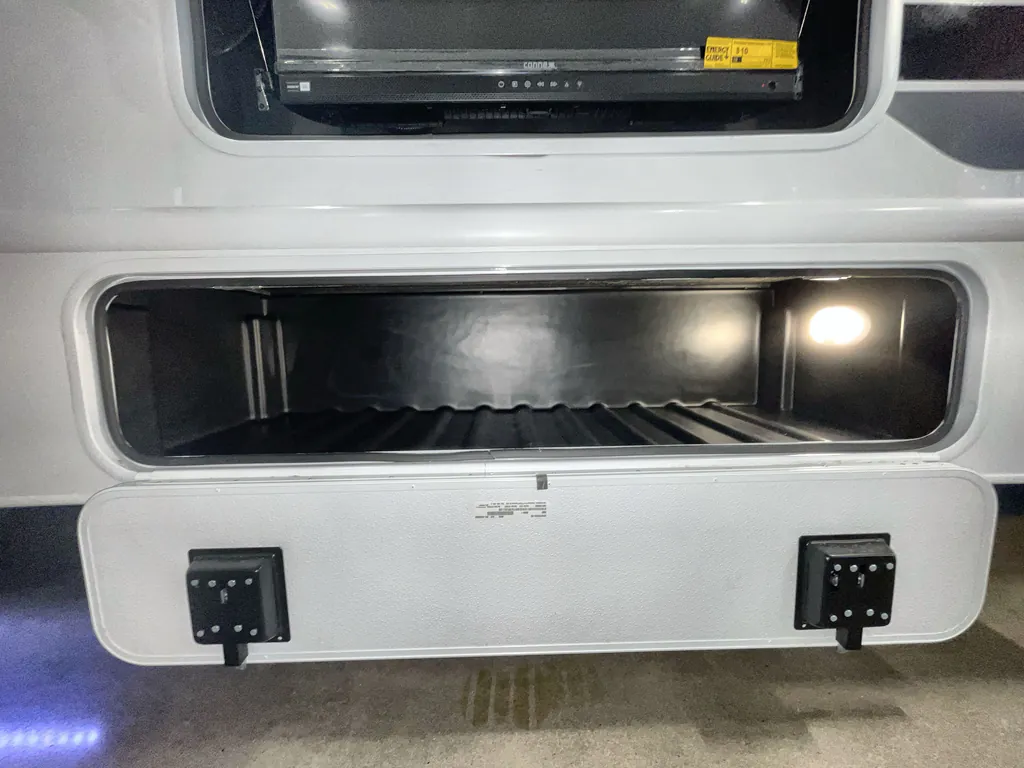 2027 Thor Motor Coach Freedom Elite 31FE, Photos photo 7
