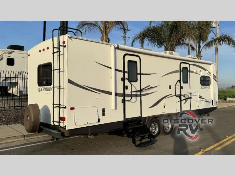 2014 Forest River Rockwood Ultra Lite 2608WS - Photo 3