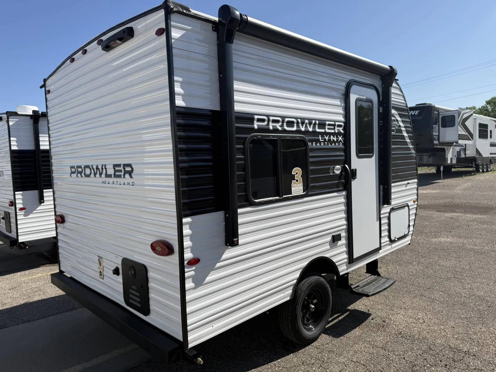2026 Heartland Prowler 300BH - Photo 3