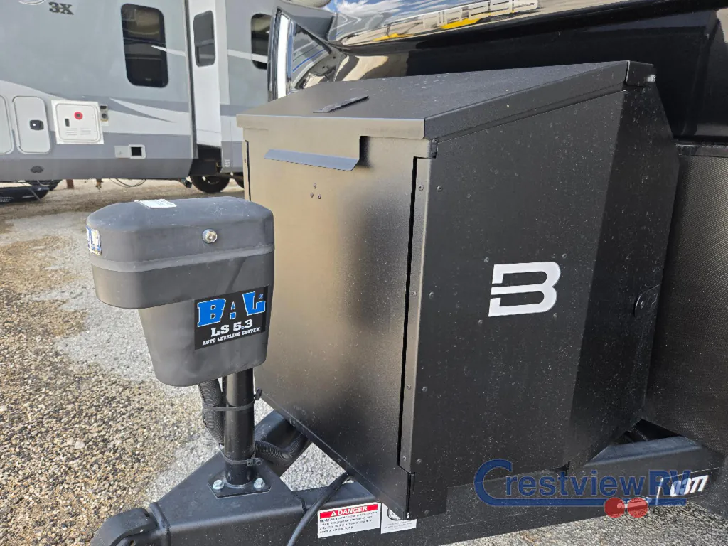 2025 Brinkley Model Z AIR 295, Photos photo 7