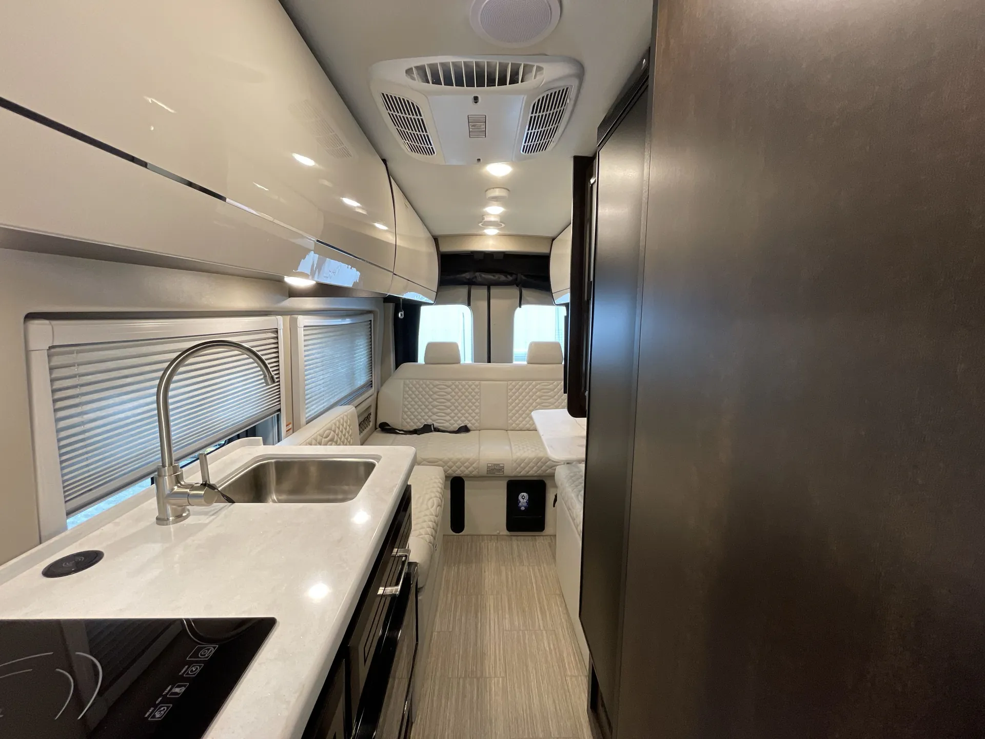 2023 Entegra Coach Expanse 21B — front