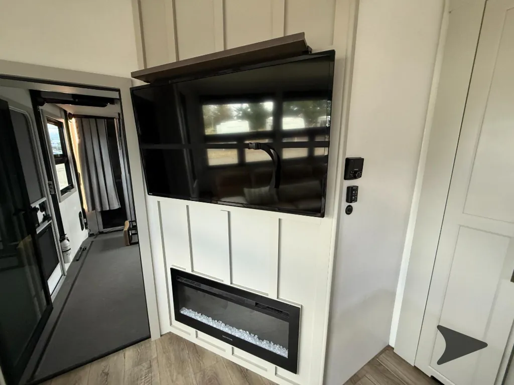 2024 Brinkley Model G 3500, Photos photo 13