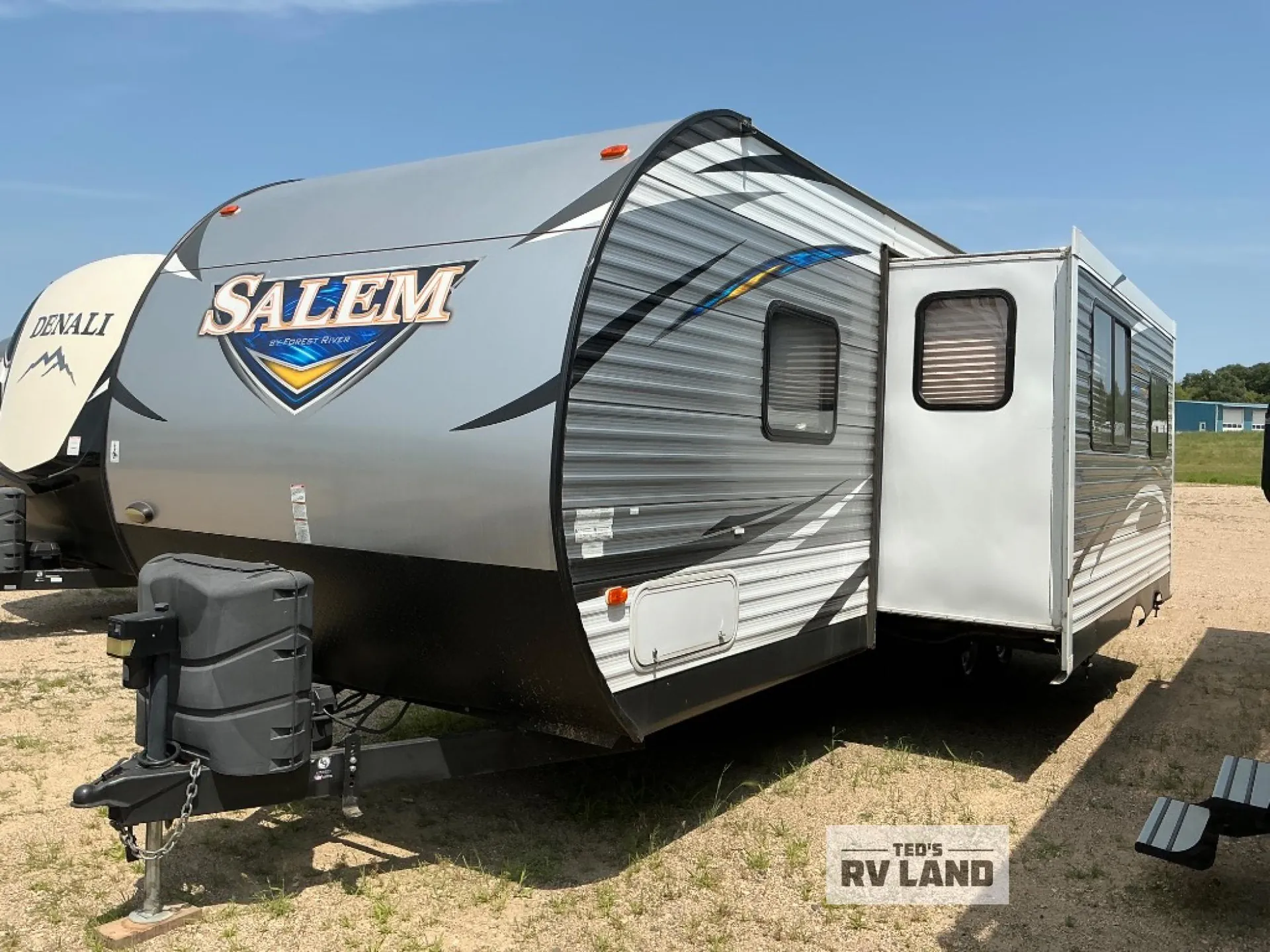 2017 Forest River Salem 27DBK - Photo 3